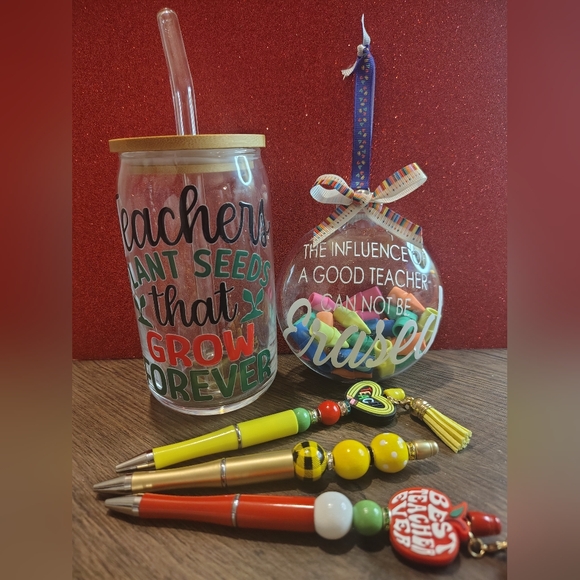 🩰 Teacher Christmas Gift Bundle -1 - Picture 1 of 3